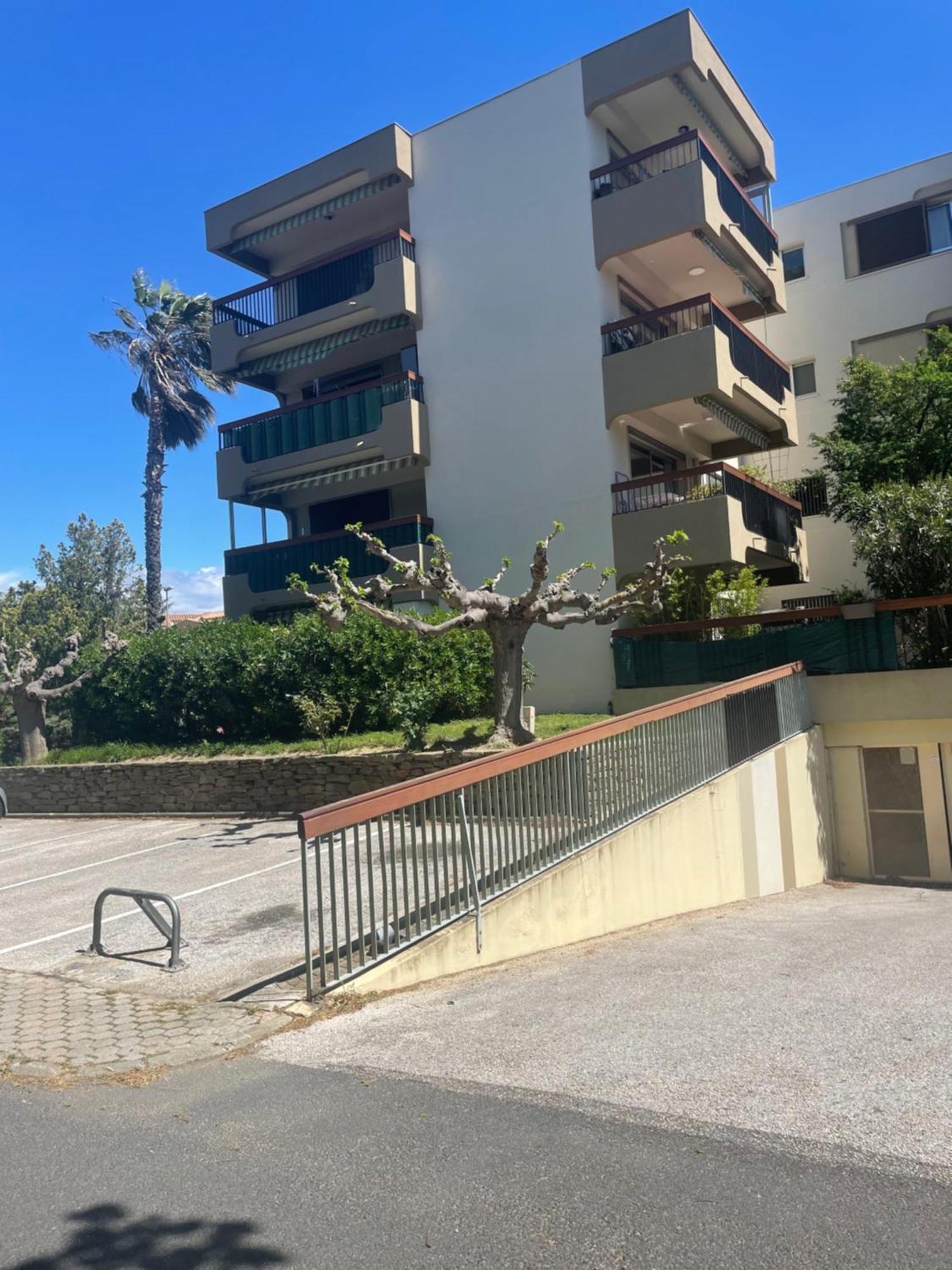 Studio Le Cap Taillât Le Lavandou Esterno foto
